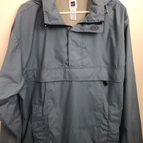 Gap Windbreaker Hooded  men’s size L.            Ñ - Picture 3 of 8